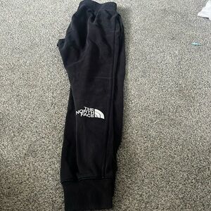 Black north face joggers